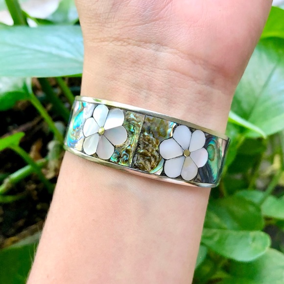 Vintage Floral Abalone Shell Cuff Bracelet - Picture 3 of 6